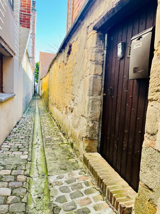 Au Petit Jardin Sezannais Villa Sezanne Bagian luar foto